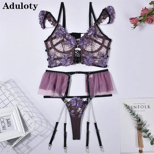 Exquisite Erotic Metal Chain Decoration Temptation Underwear Set